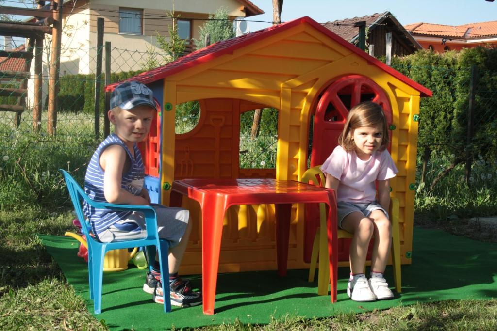 Cedrus Apartmanhaz - Cedrus Koez 7 Zalakaros Exterior foto